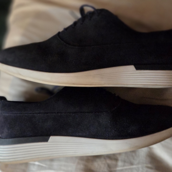 Men\'s Black Suede Shoes